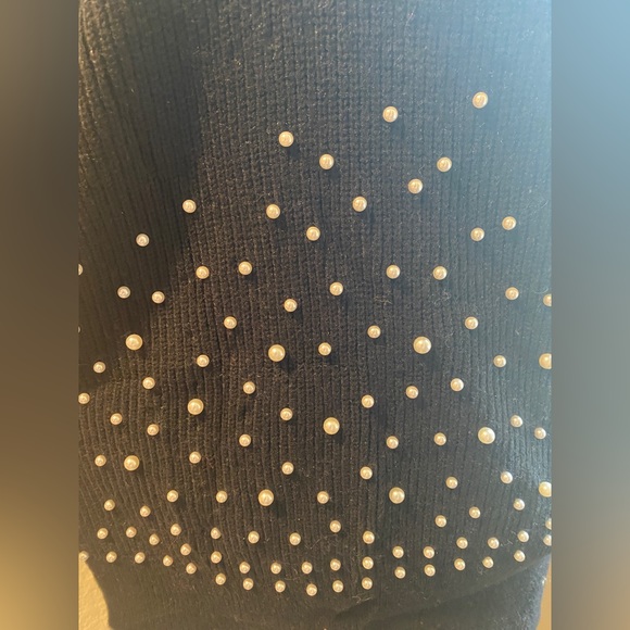 Black Cold Shoulder Sweater with pearls - Picture 5 of 5
